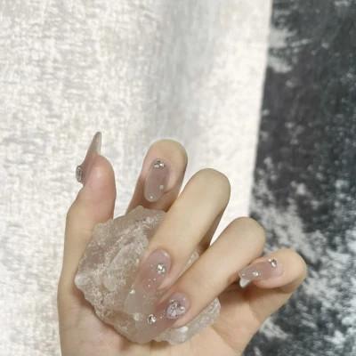 适合美甲师的头像图片，美甲师必看！
