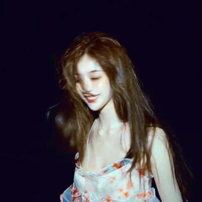 复古森系文艺女头 有文艺范儿的唯美复古森系女生头像图片