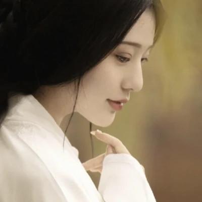孤傲冷艳淡漠女生头像