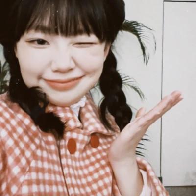 女生复古胶片风小众头像图片