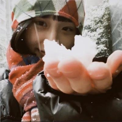 女生复古胶片风小众头像图片