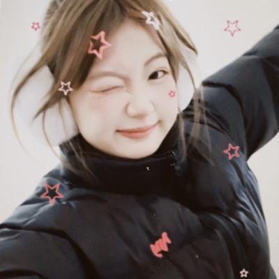 女生复古胶片风小众头像图片