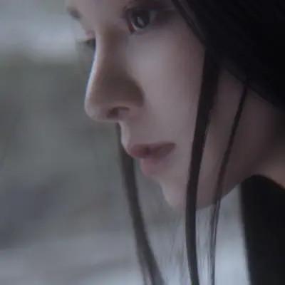 孤傲冷艳淡漠女生头像