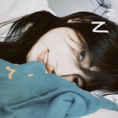 女生复古胶片风小众头像图片