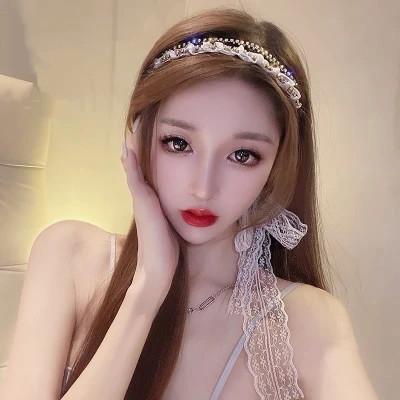 微信优雅知性女生头像
