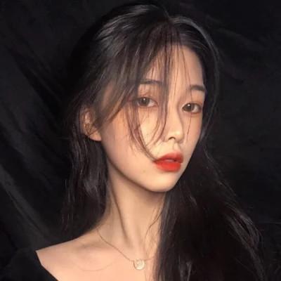 微信优雅知性女生头像