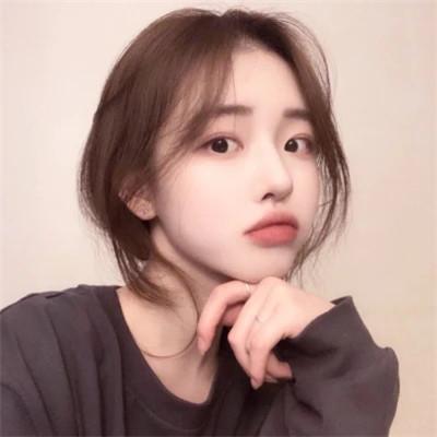 微信优雅知性女生头像