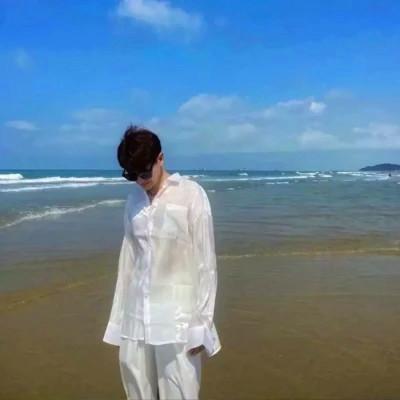 单人情侣头像一男一女分开