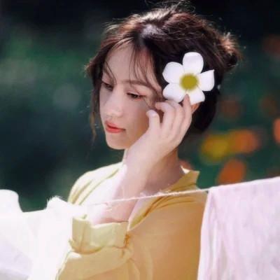 女生复古怀旧头像 高清好看的复古优雅诗意女子图片头像