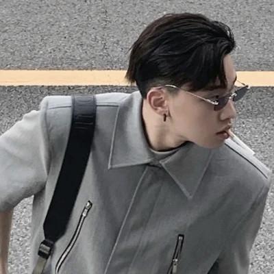 2023头像最新版男生，爆红男生推荐