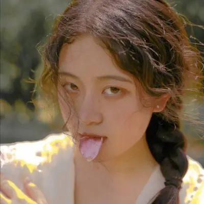 头像女加背景图片