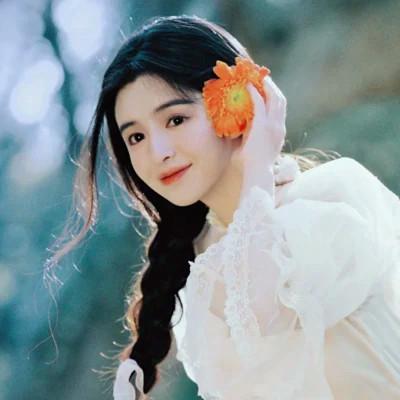 女生复古怀旧头像 高清好看的复古优雅诗意女子图片头像