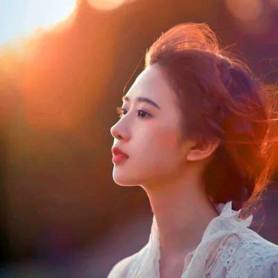 女生复古怀旧头像 高清好看的复古优雅诗意女子图片头像