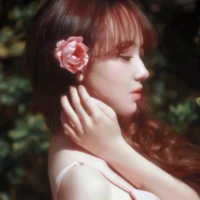 女生复古怀旧头像 高清好看的复古优雅诗意女子图片头像
