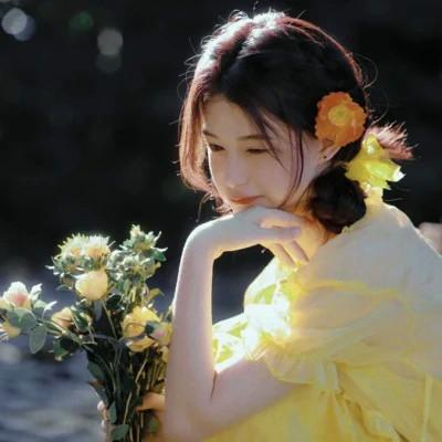女生复古怀旧头像 高清好看的复古优雅诗意女子图片头像