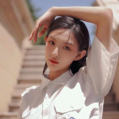 女生复古怀旧头像 高清好看的复古优雅诗意女子图片头像