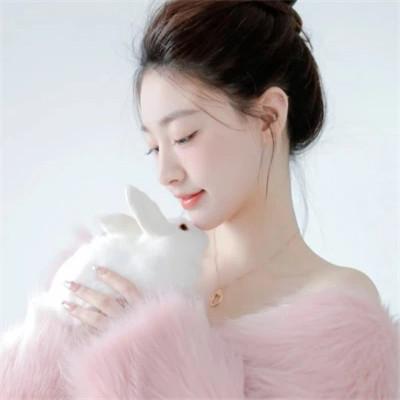 女生头像高级感冷艳高清图片