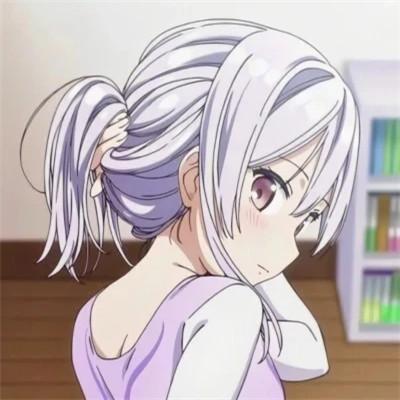 天月真白动漫女头图片