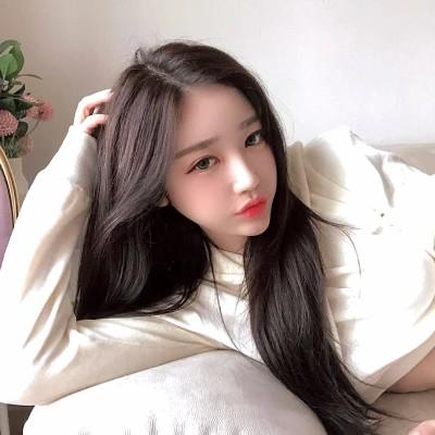 18岁的女生头像照片