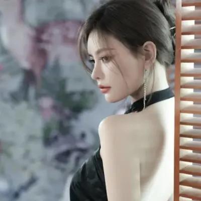 女生头像高级感冷艳高清图片