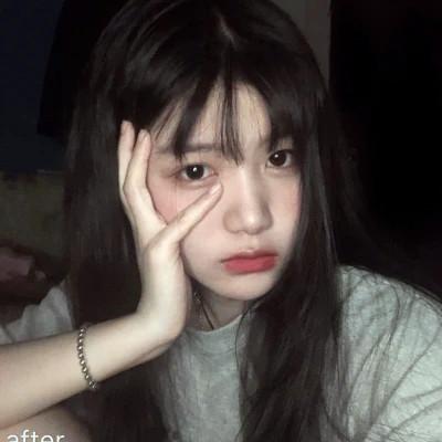 素颜清纯女生头像真人