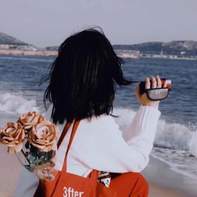 唯美森系复古文艺女生头像