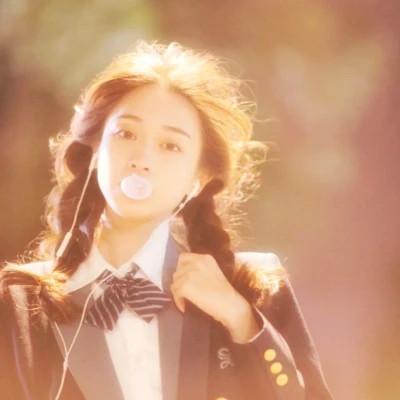 唯美森系复古文艺女生头像