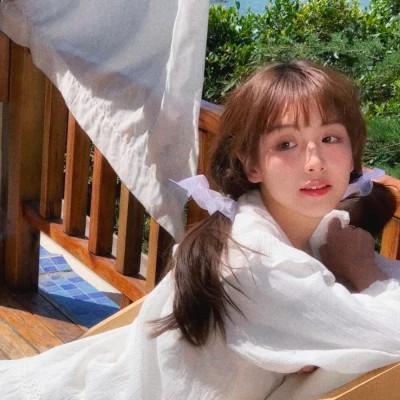 唯美森系复古文艺女生头像