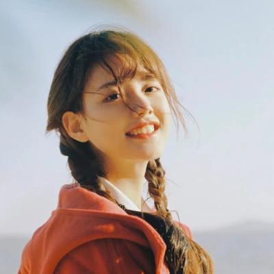 唯美森系复古文艺女生头像