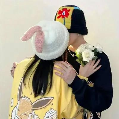 情侣头像慵懒偏冷淡风 随性慵懒的浪漫气质