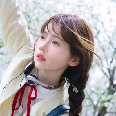 唯美森系复古文艺女生头像