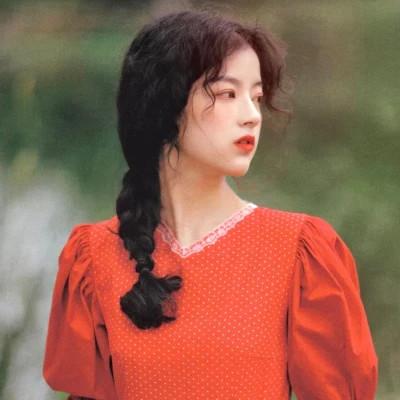 唯美森系复古文艺女生头像