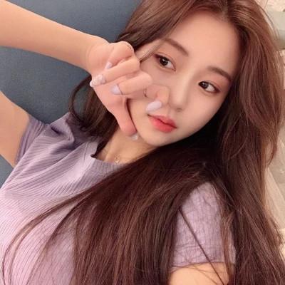 女性知性吸引人的图片头像