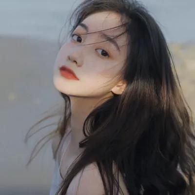 女性知性吸引人的图片头像