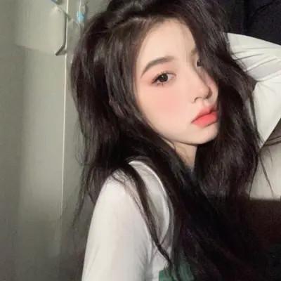女性知性吸引人的图片头像