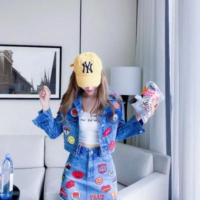 社会女头像全身高清图片