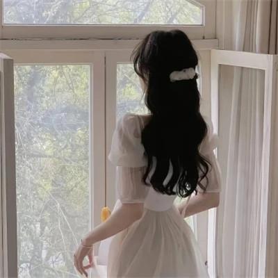 唯美高级优雅头像女生背影图片 好美的意境