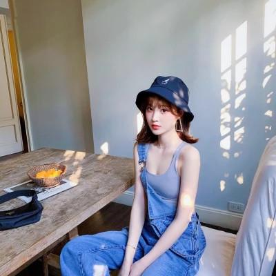社会女头像全身高清图片