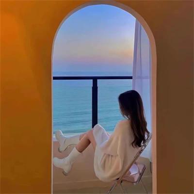 唯美高级优雅头像女生背影图片 好美的意境
