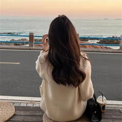 少女背影图片唯美微信头像