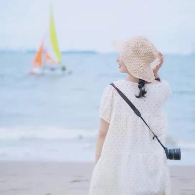 少女背影图片唯美微信头像