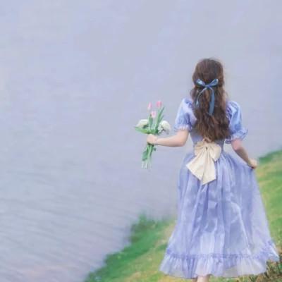 少女背影图片唯美微信头像