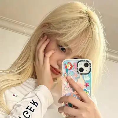 可盐可甜的头像真人女生
