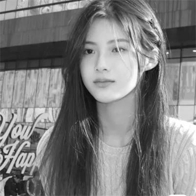女黑白头像图片真人版，逆流而上的黑白文化