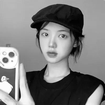 女黑白头像图片真人版，逆流而上的黑白文化
