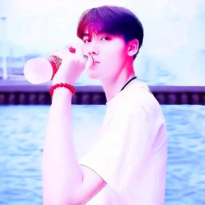 情侣头像酷酷帅帅拽的一男一女 情侣专属
