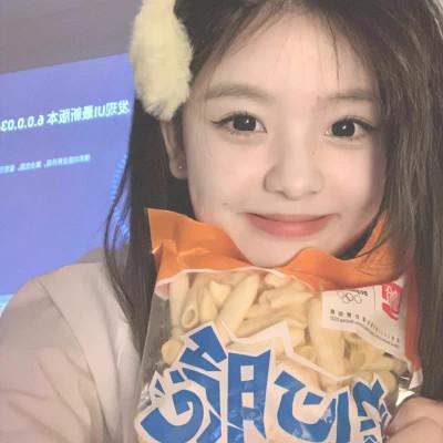 ins风真人高清女生头像