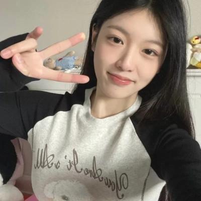 ins风真人高清女生头像