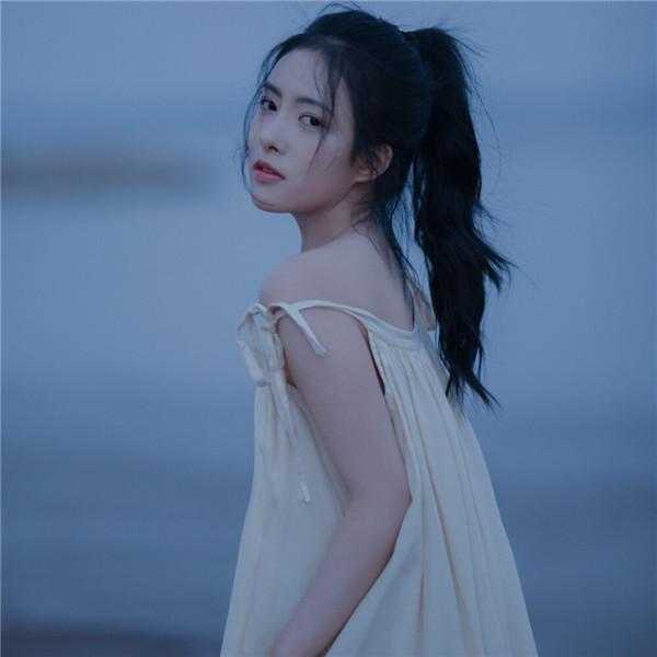 头像女生淡蓝色系小清新图片