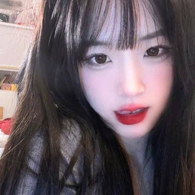 修图达人必备！精心制作的微信女生头像等你来领取！